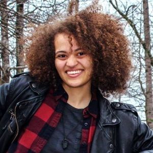 Meet your Posher, Carly